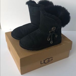 Ugg girl Bailey letter charms black boots size 1